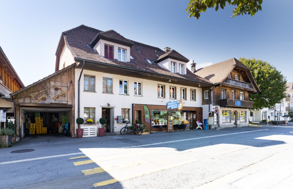 Verkaufsobjekt Bäckerei Ernst: Aussenansicht